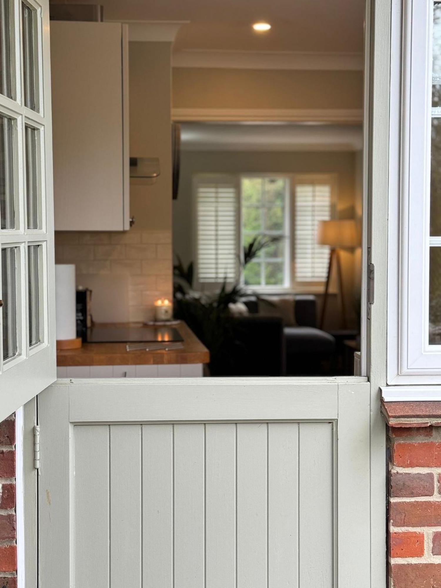 'Bramley Fall Cottage' ' On Site Ev Point - Attached Cottage,3 Separate Bedrooms -1 On Ground Level, Sleeps 6, 2 Bathrooms, Sandy Wittering Beach 8Min Drive, Rural Location, Child Friendly, Small Breed Dog Friendly, Private Parking Τσίτσεστερ Εξωτερικό φωτογραφία