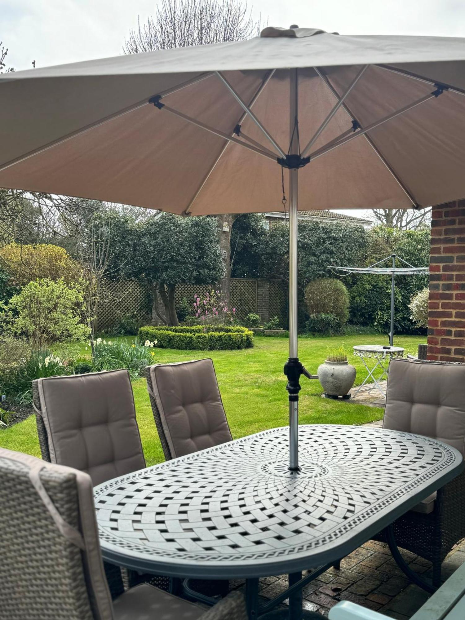 'Bramley Fall Cottage' ' On Site Ev Point - Attached Cottage,3 Separate Bedrooms -1 On Ground Level, Sleeps 6, 2 Bathrooms, Sandy Wittering Beach 8Min Drive, Rural Location, Child Friendly, Small Breed Dog Friendly, Private Parking Τσίτσεστερ Εξωτερικό φωτογραφία